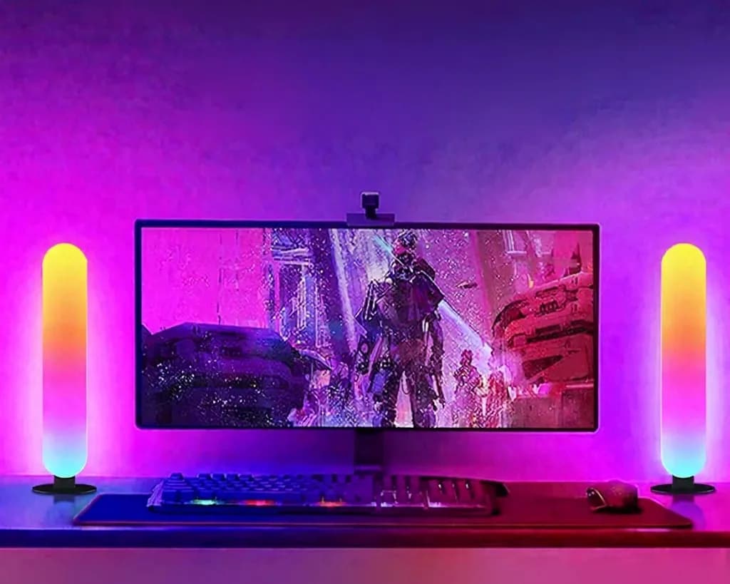 RGB LED aplinkos apšvietimas su „Bluetooth“ muzikos sinchronizavimu ir valdymu programėle