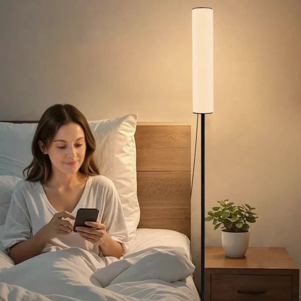 Reguliuojamo aukščio LED grindų lempa su trikoju pagrindu ir trim spalvų režimais